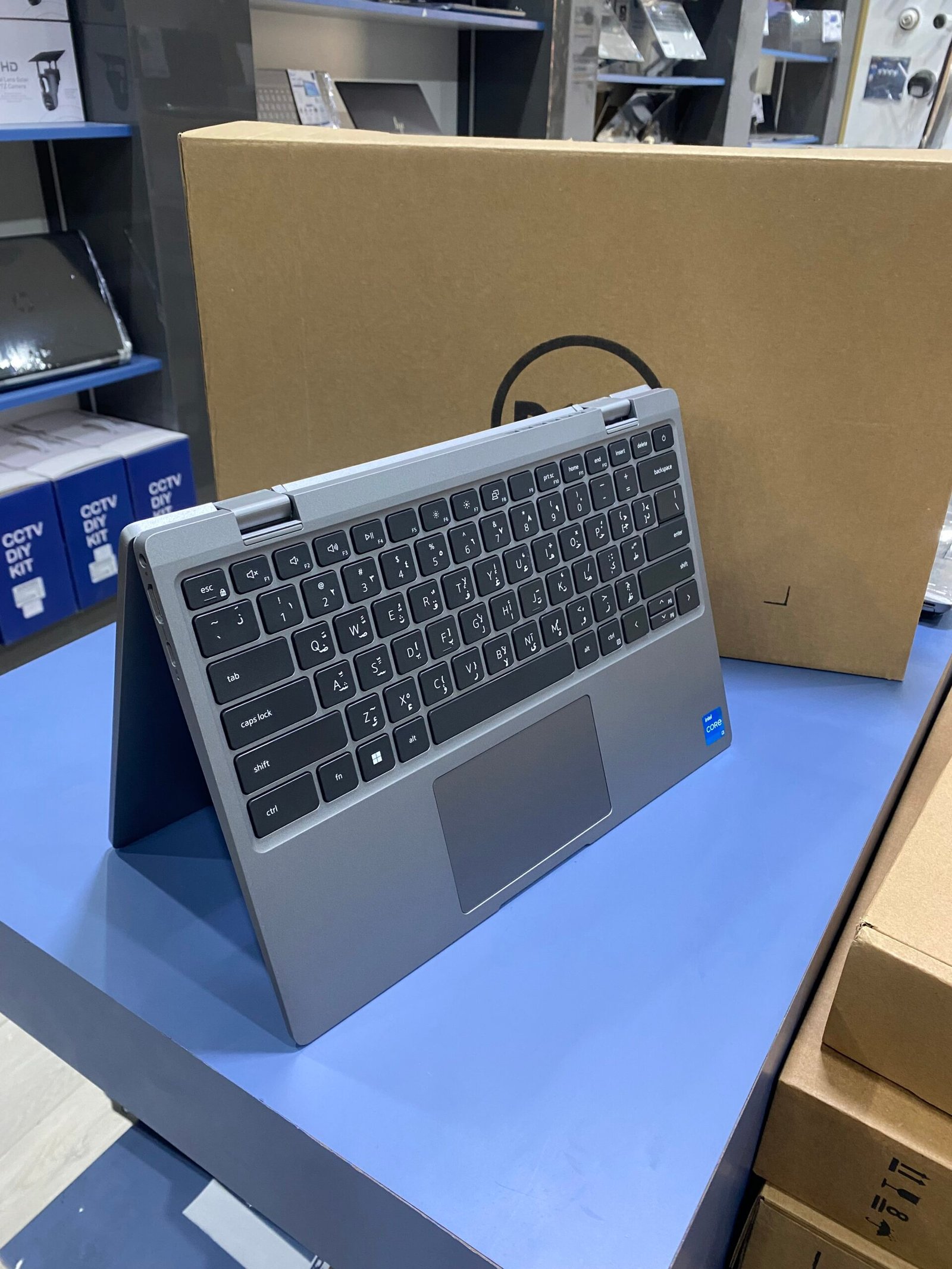 IMG_9260 Dell Latitude 3330 2-in-1 | المعالج: Intel Core i3 – الجيل 11 | الرام: 8GB | التخزين: 256GB SSD |الشاشة: Touch x360 - الصورة 1